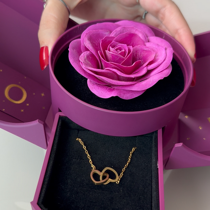 Caixa com Rosa Eterna & Colar Coração Personalizado